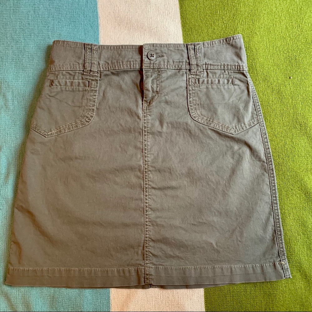 Like new Old Navy skirt size 2